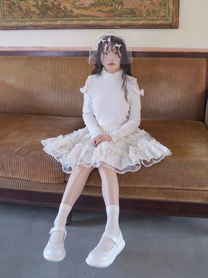 Shoulder-cut Frill High-neck Cutsew