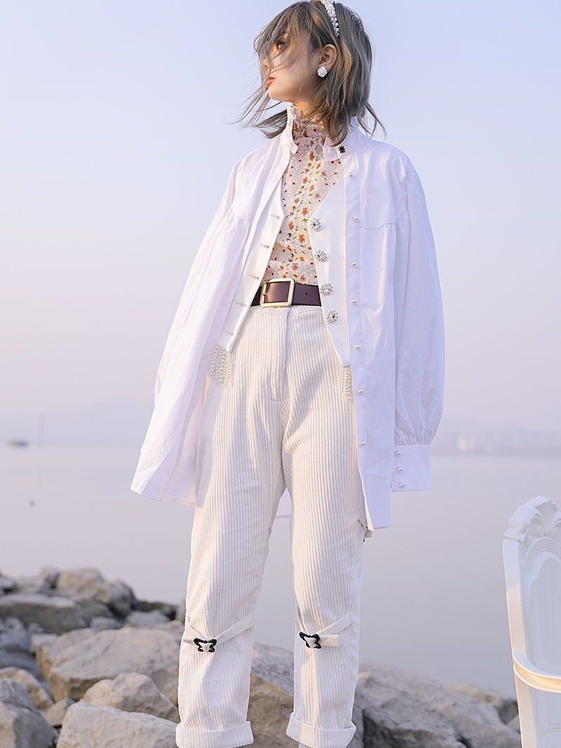 High-neck Flower Retro Crumply Blouse