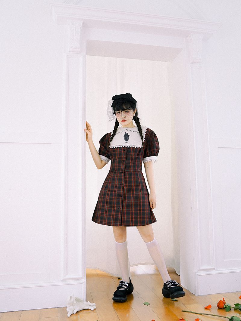 Checked Gothic Puff-sleeve One-piece