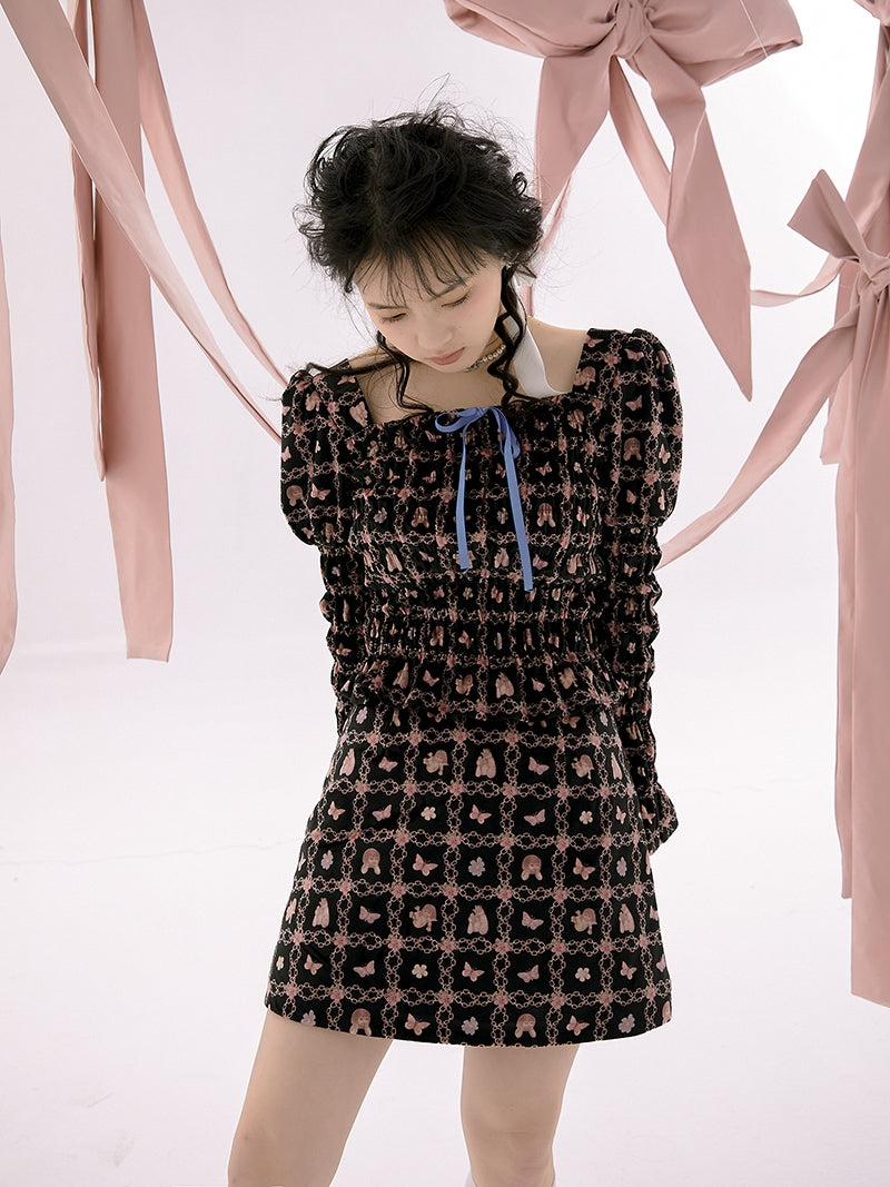 Wrinkled Gather Peplum Power-shoulder Blouse